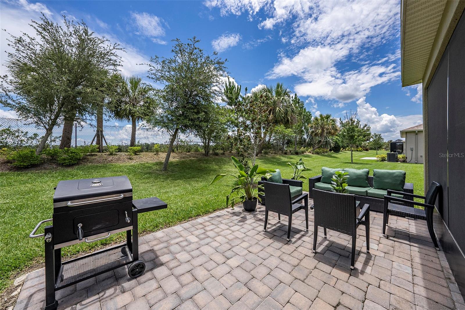 3318 WOODLAND BROOK WAY