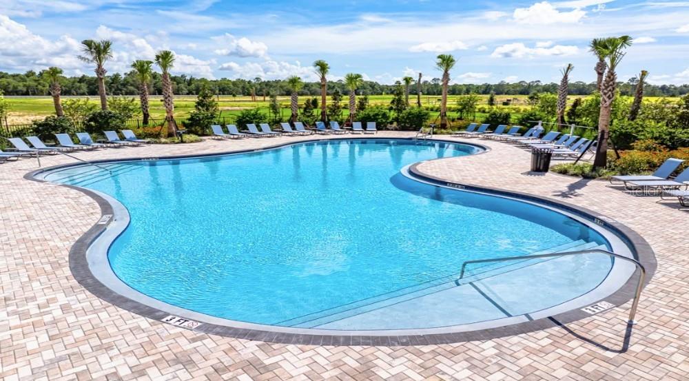 13613 TROPICAL BREEZE WAY