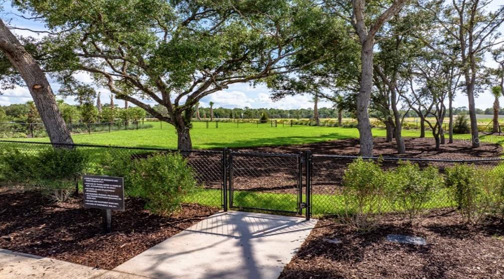 13613 TROPICAL BREEZE WAY