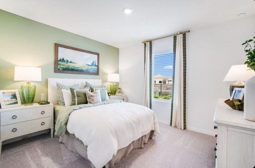 13613 TROPICAL BREEZE WAY