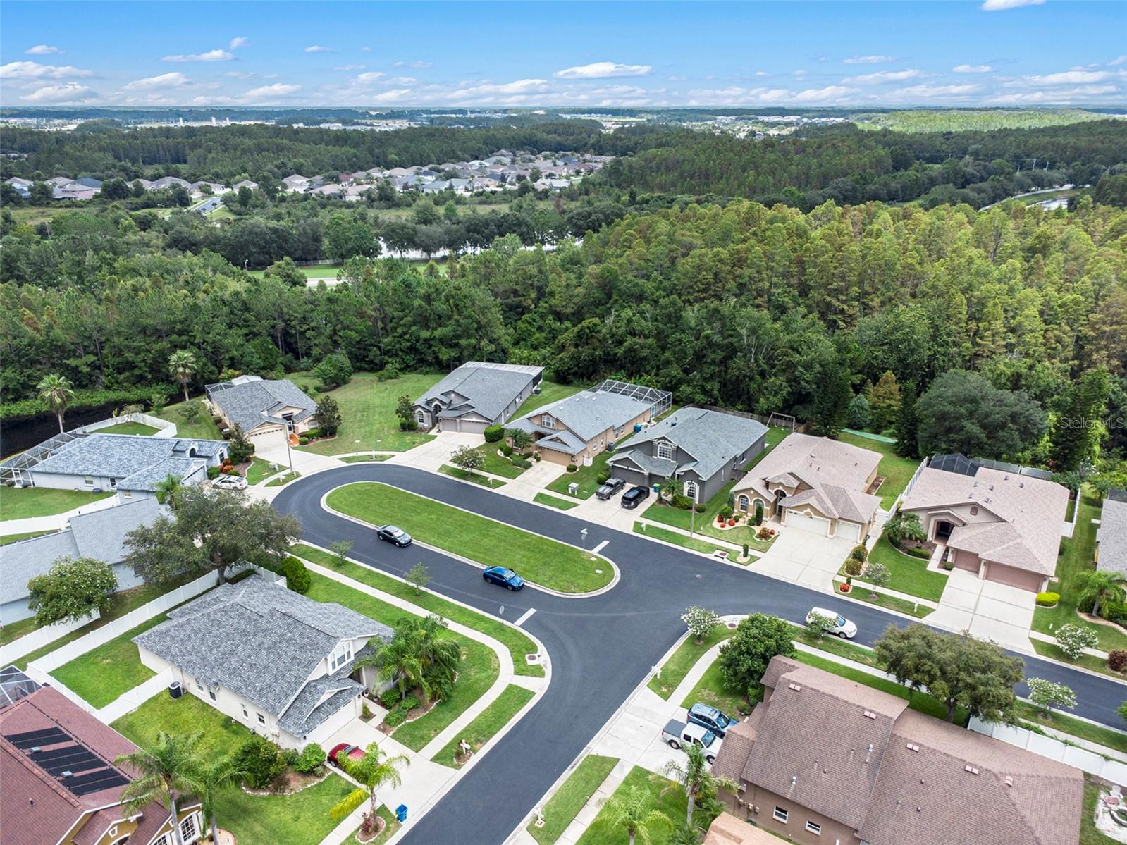 2132 RENSSELAER DR