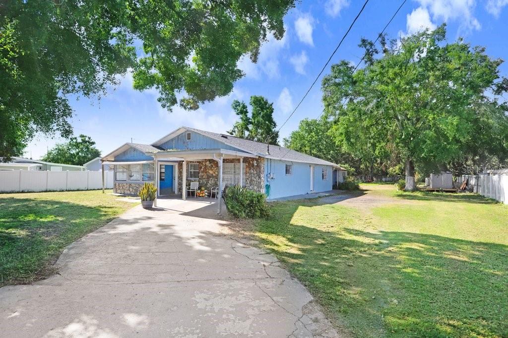 6808 W COMANCHE AVE