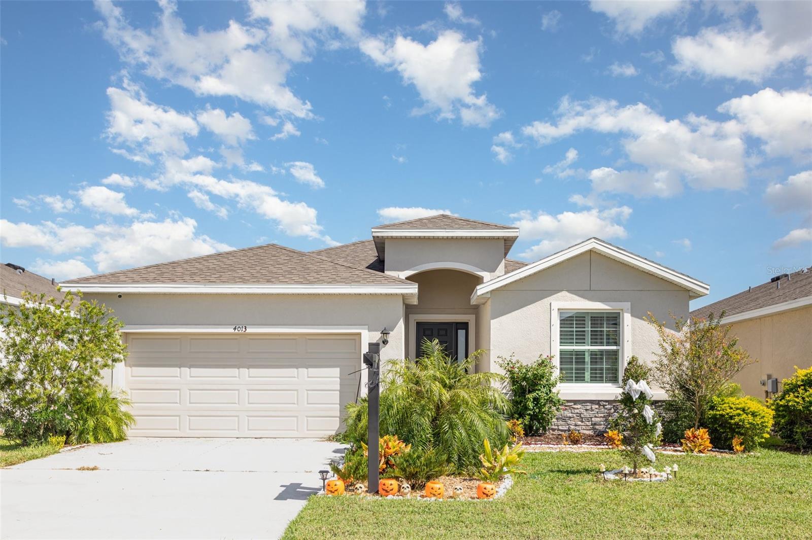 4013 LIVELY CORAL PL