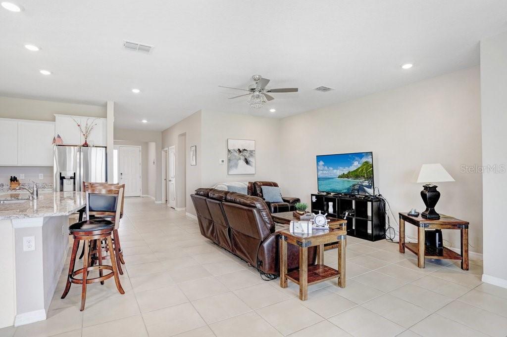 4013 LIVELY CORAL PL