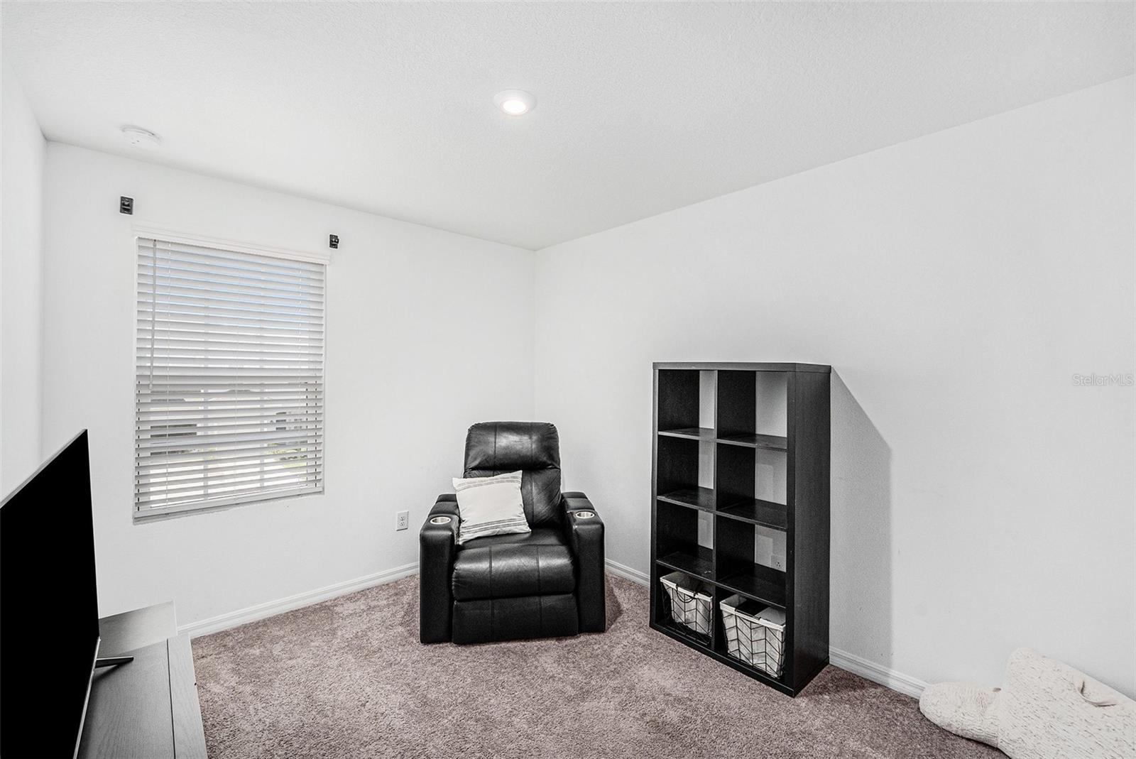 2308 ALEE LN