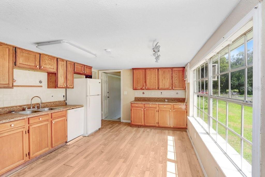 4141 TRANSUE DR