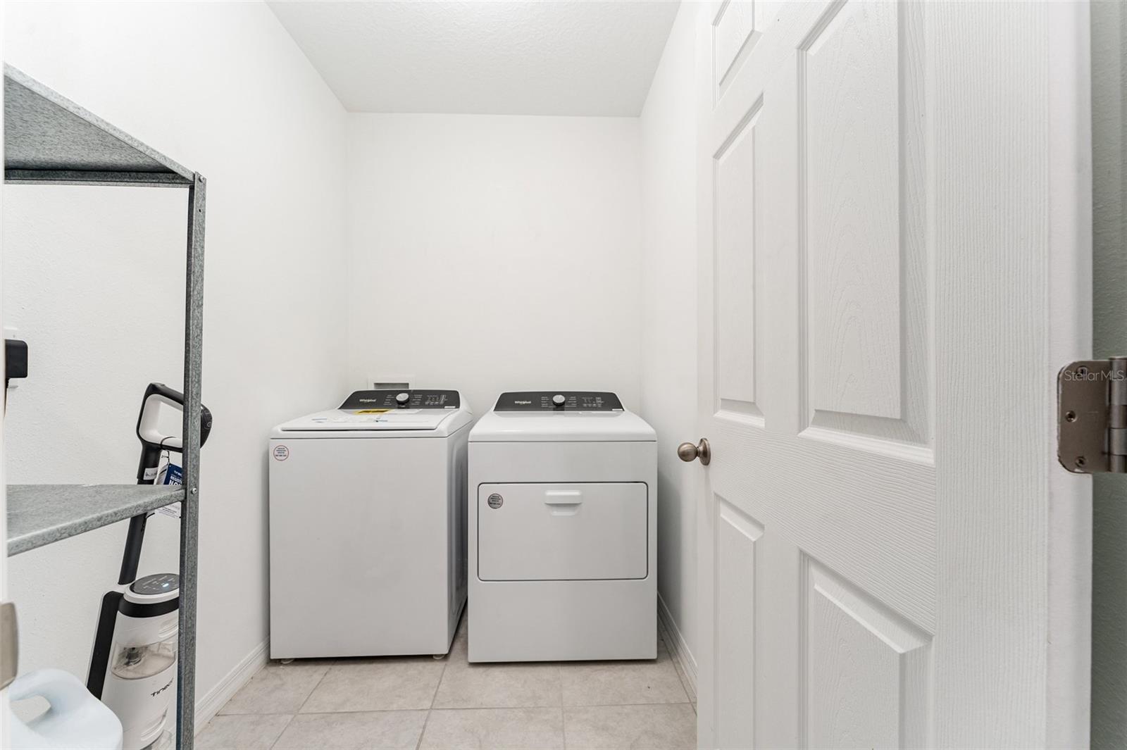 573 VISTA VILLAGES BLVD