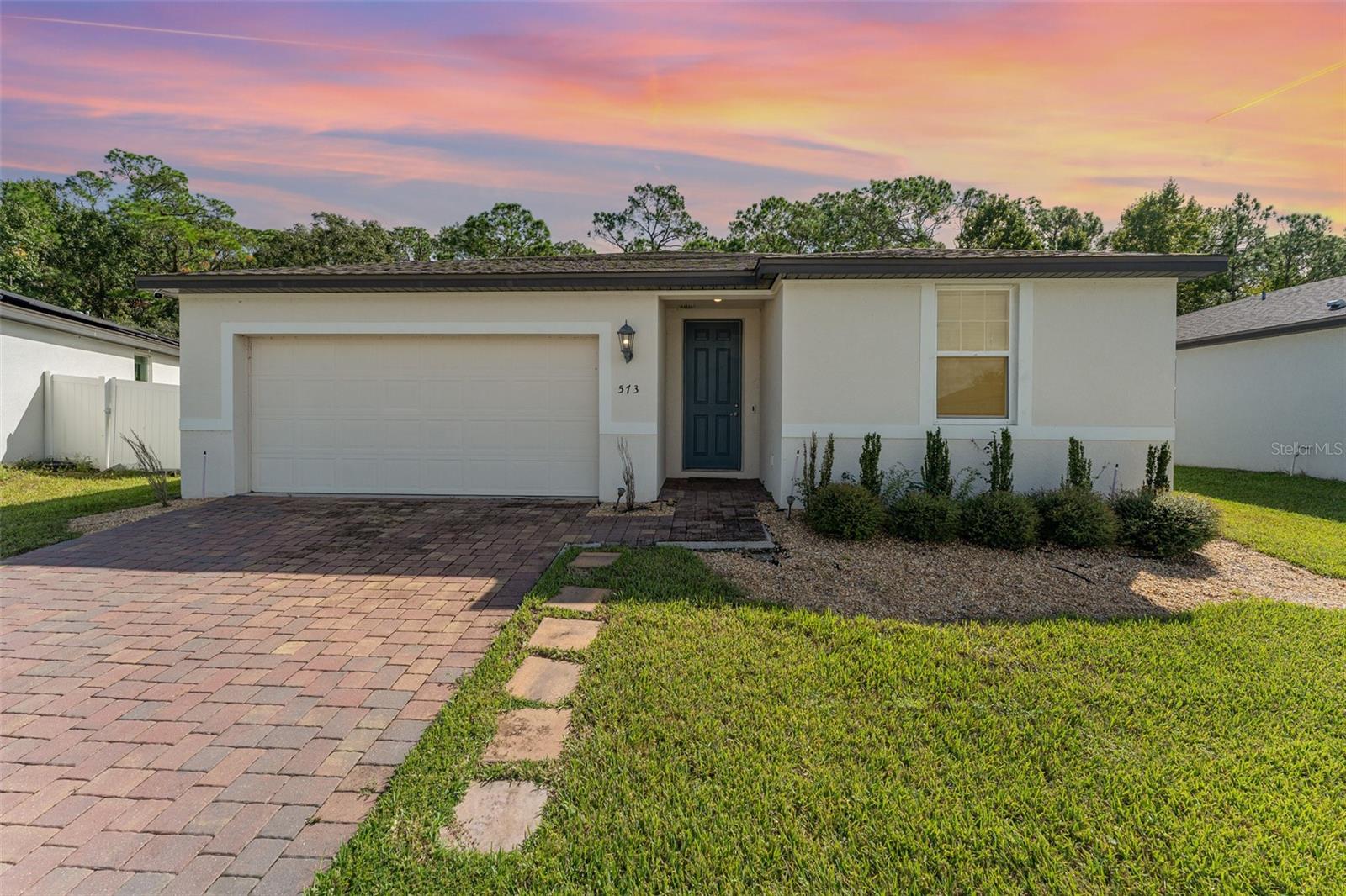 573 VISTA VILLAGES BLVD