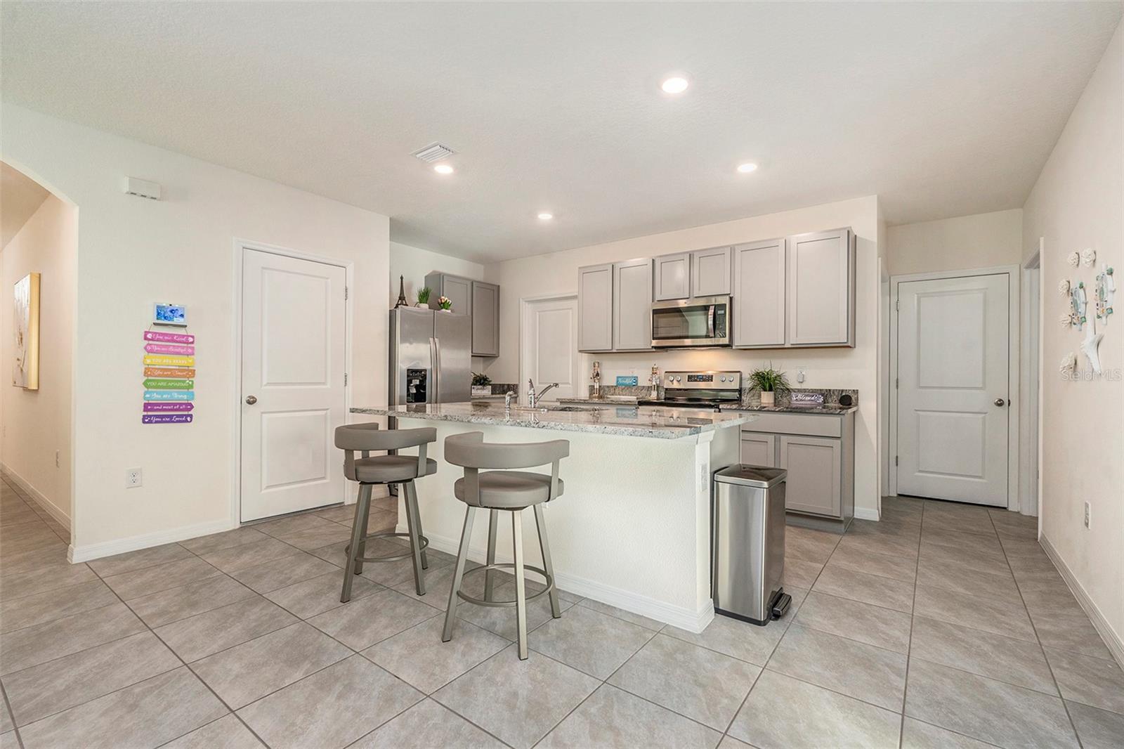 9319 FORGE BREEZE LOOP