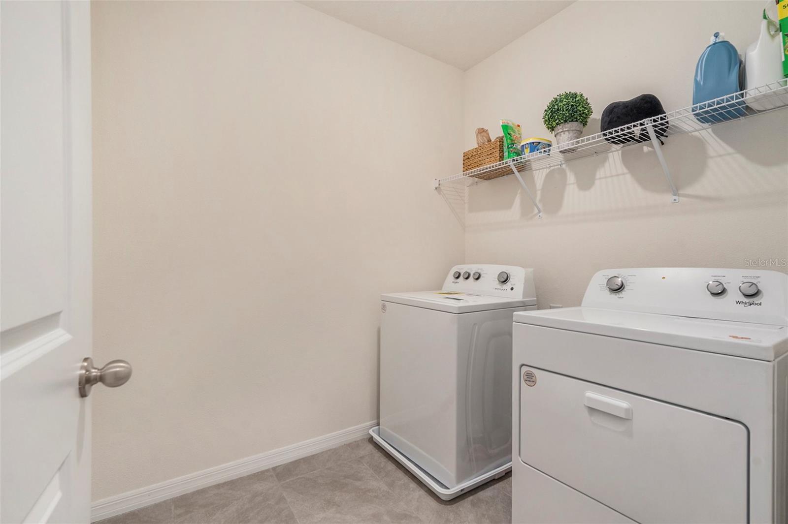 9319 FORGE BREEZE LOOP