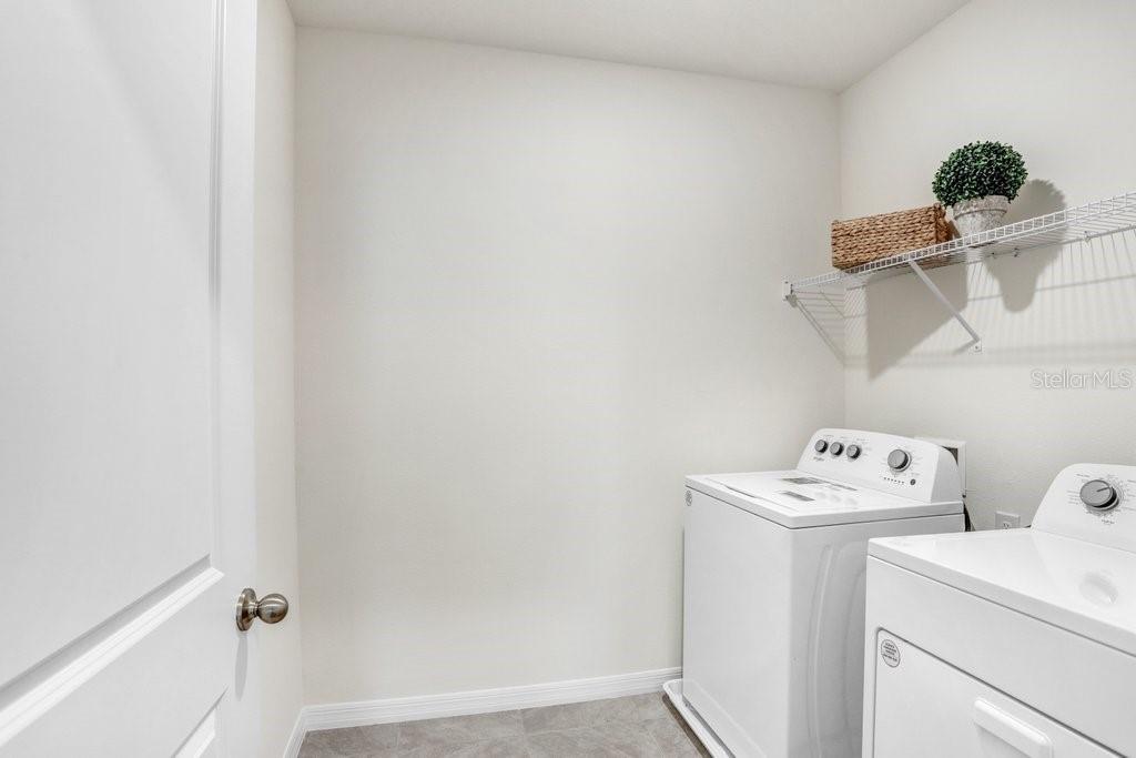 9319 FORGE BREEZE LOOP