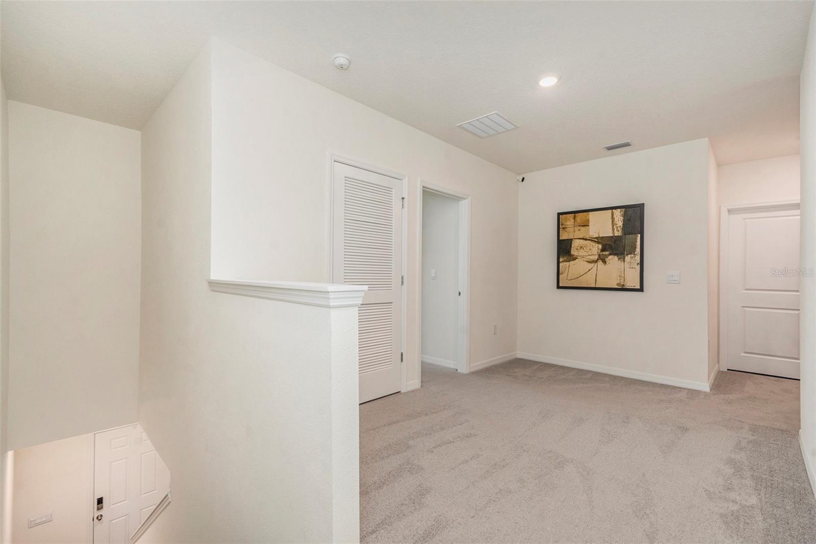 9319 FORGE BREEZE LOOP