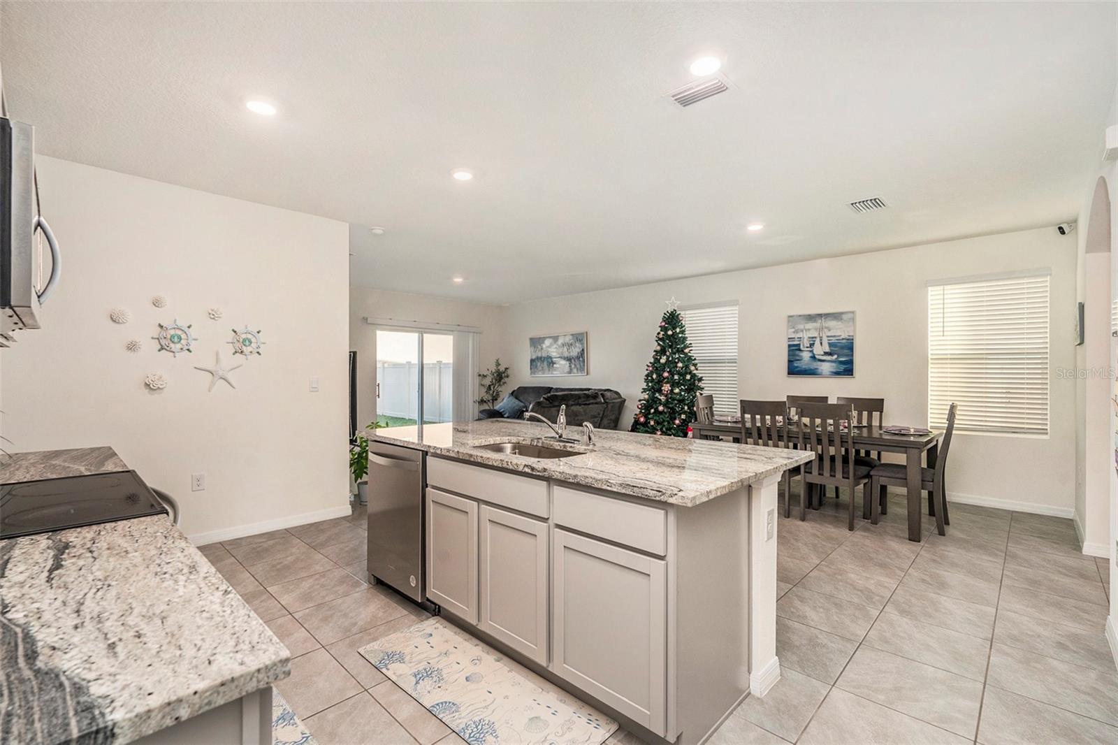 9319 FORGE BREEZE LOOP