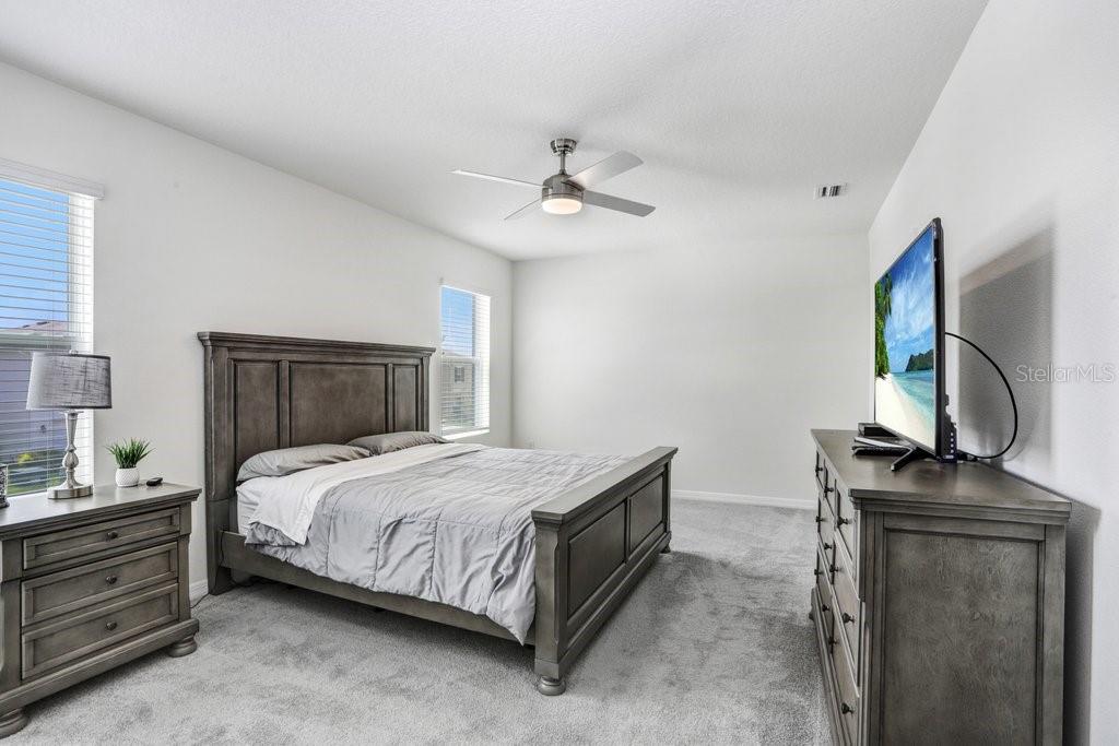 9319 FORGE BREEZE LOOP