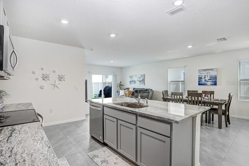 9319 FORGE BREEZE LOOP