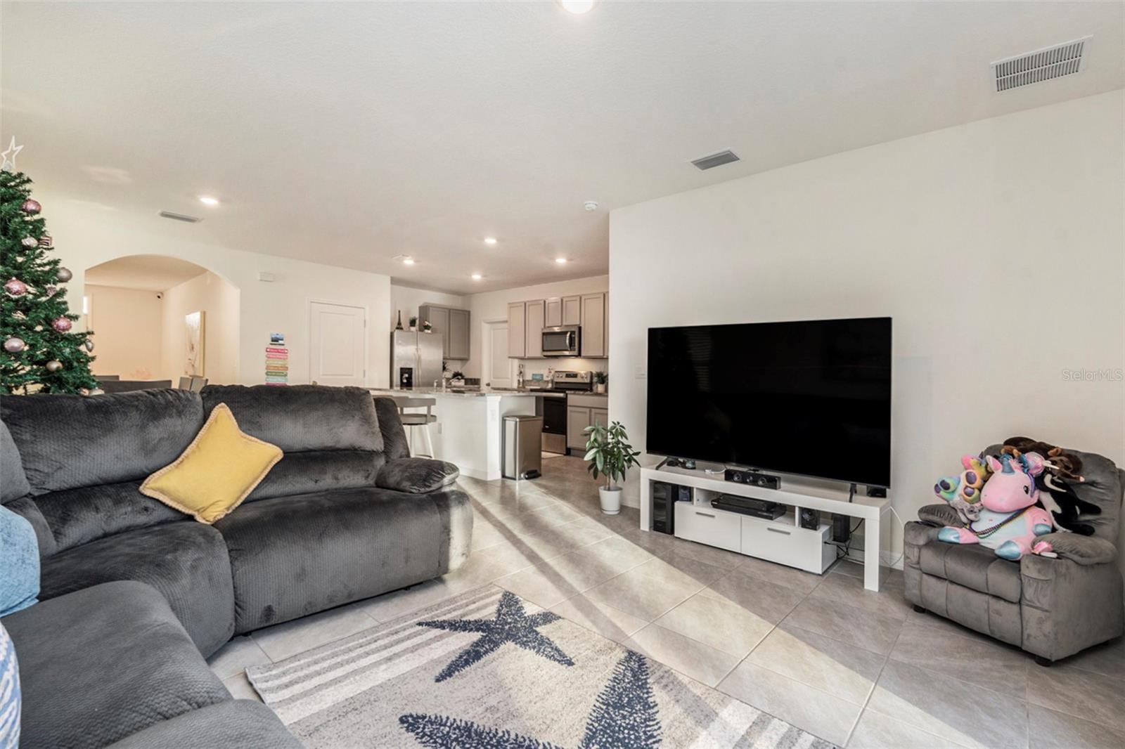 9319 FORGE BREEZE LOOP