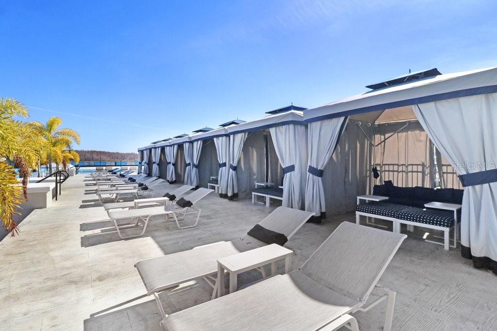 9319 FORGE BREEZE LOOP