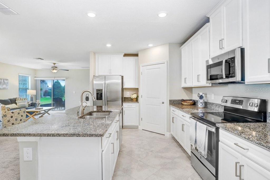 10282 ECHO DOCK LOOP