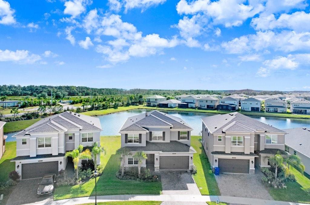 3254 WOODLAND BROOK WAY