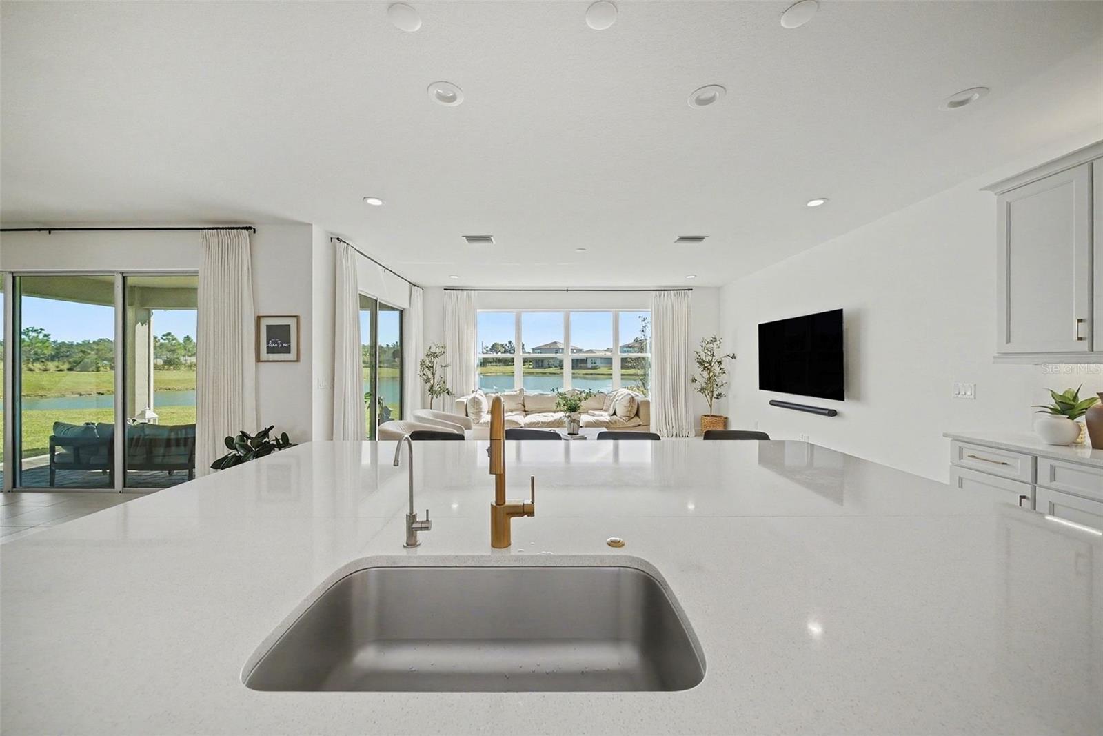 3254 WOODLAND BROOK WAY