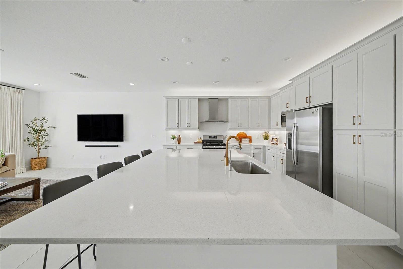 3254 WOODLAND BROOK WAY