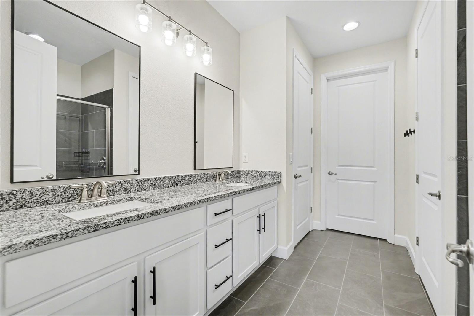 30008 VIENNA WOODS LN