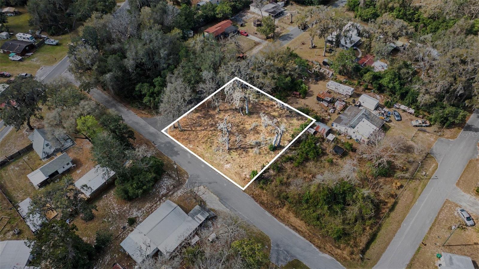 4864 S WHITETAIL TER