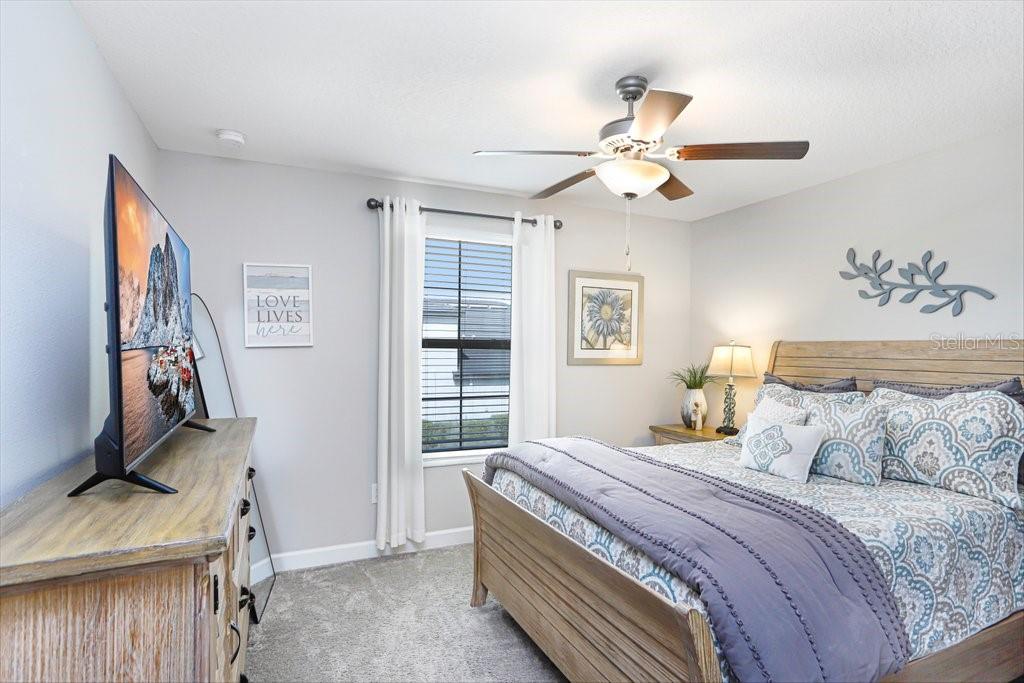 10385 ECHO DOCK LOOP