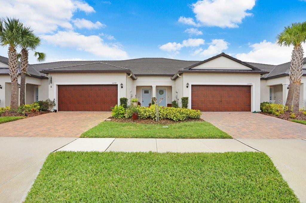 10385 ECHO DOCK LOOP