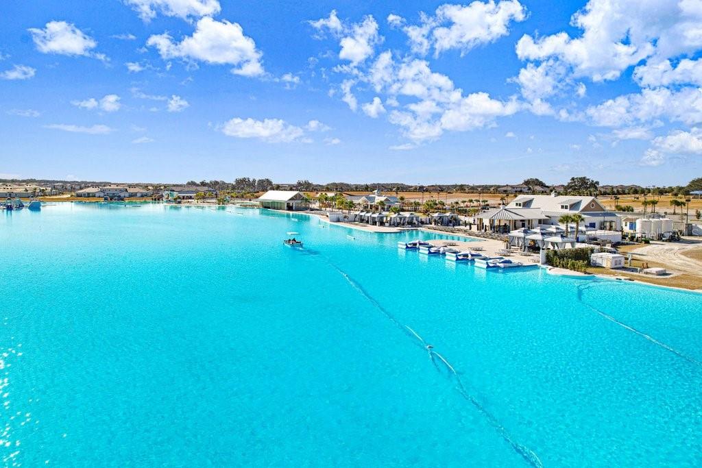 10385 ECHO DOCK LOOP