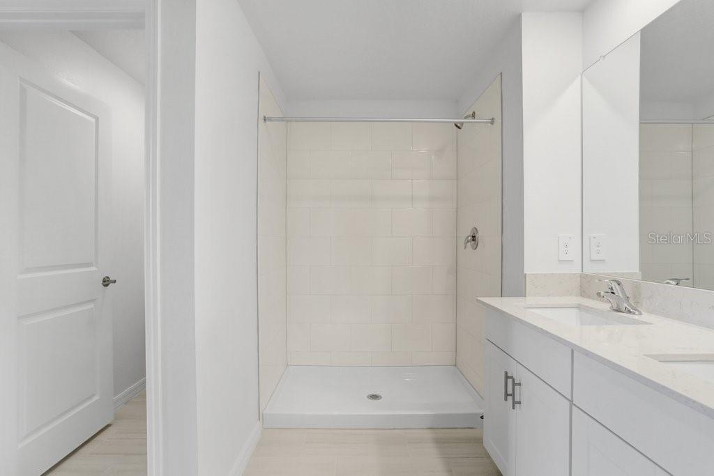 11545 RADIANT SHORE LOOP