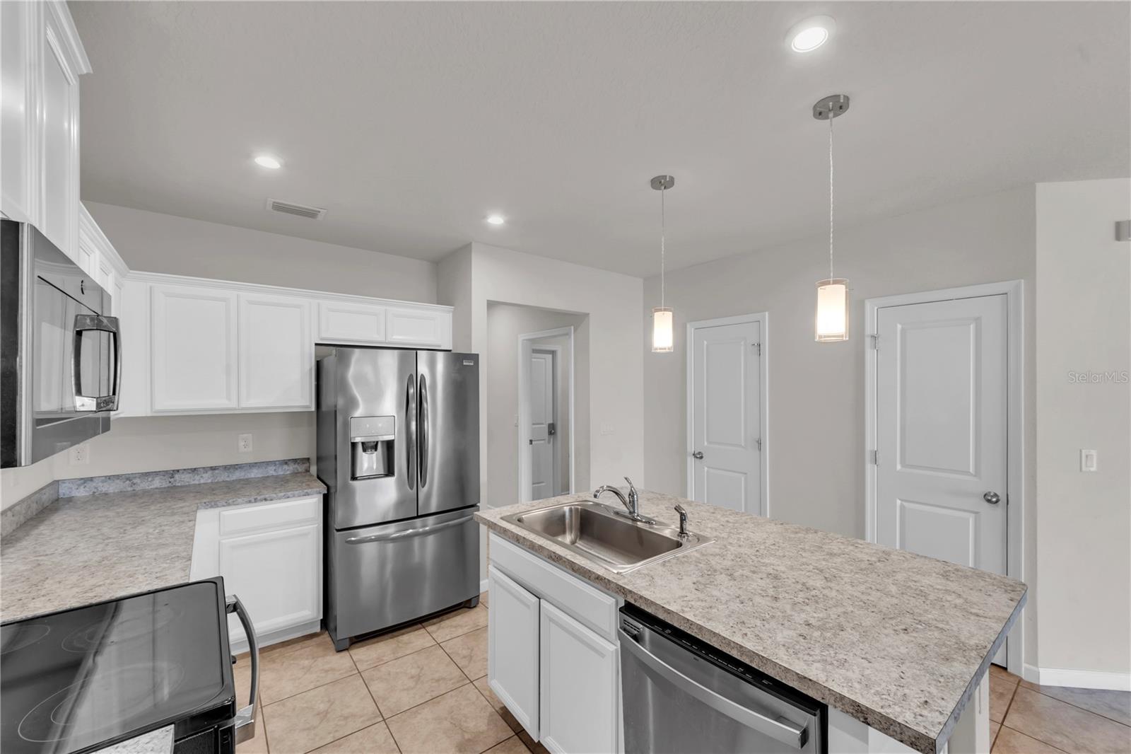 18276 TURNING LEAF CIR