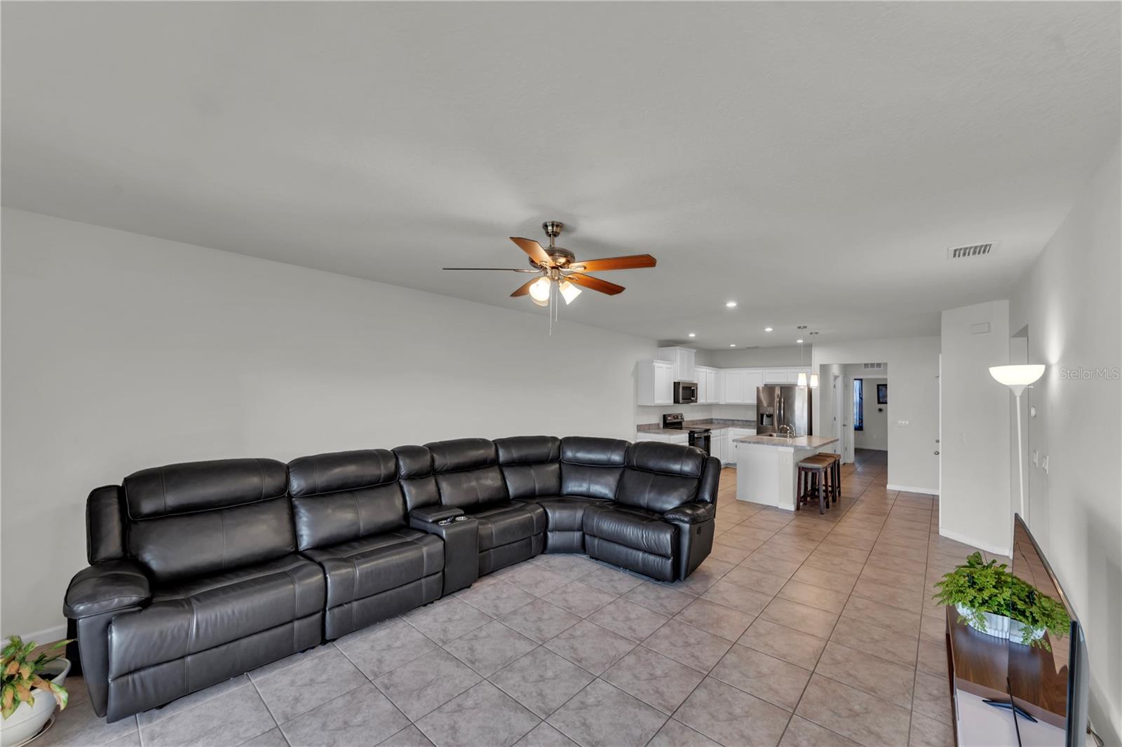 18276 TURNING LEAF CIR