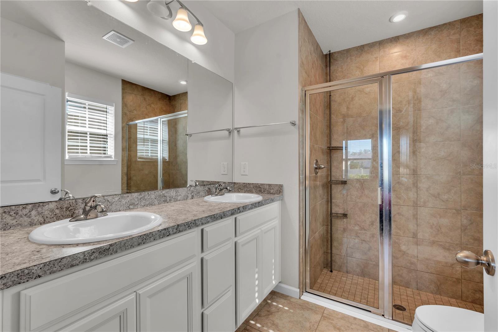 18276 TURNING LEAF CIR