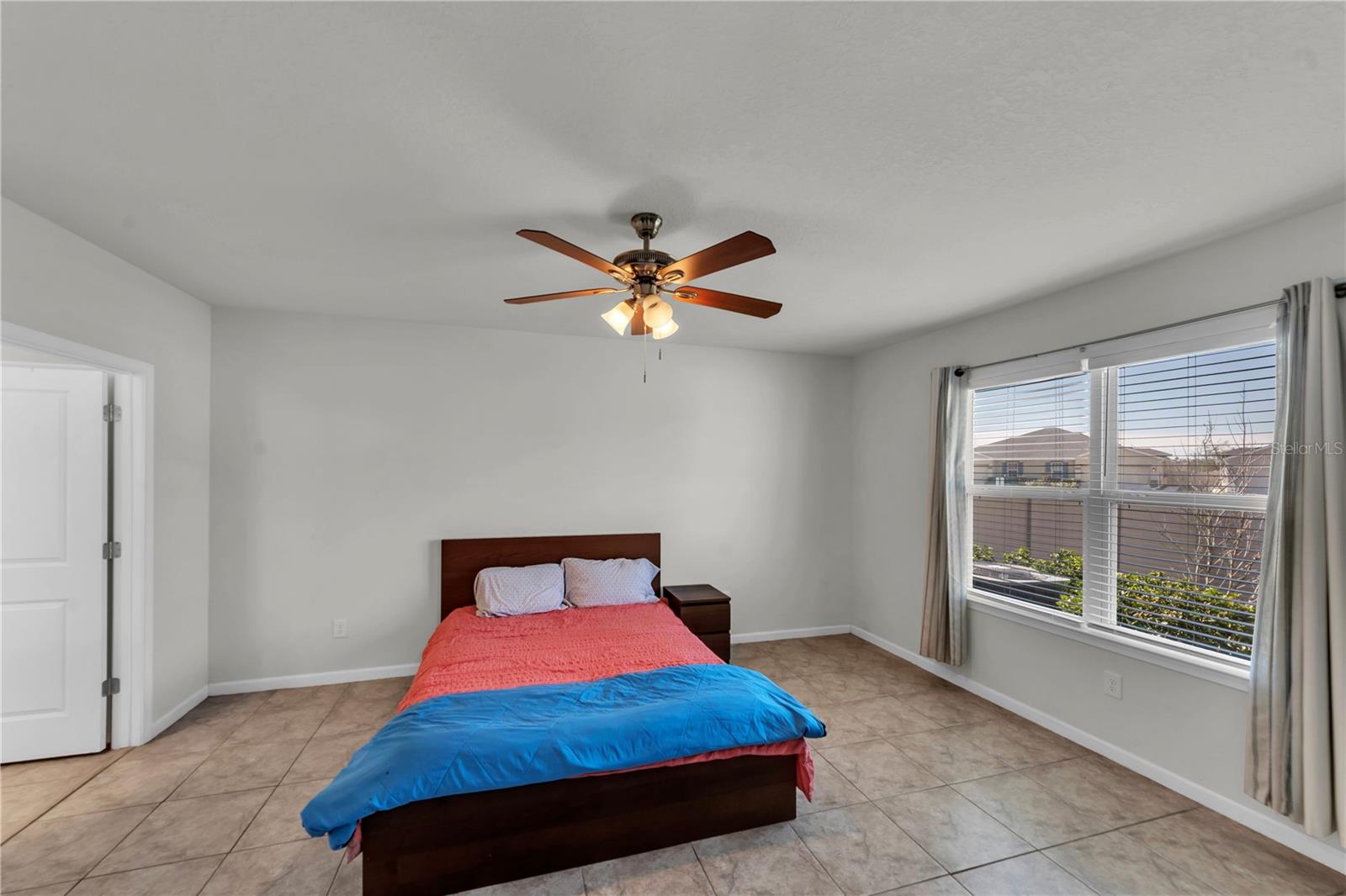 18276 TURNING LEAF CIR
