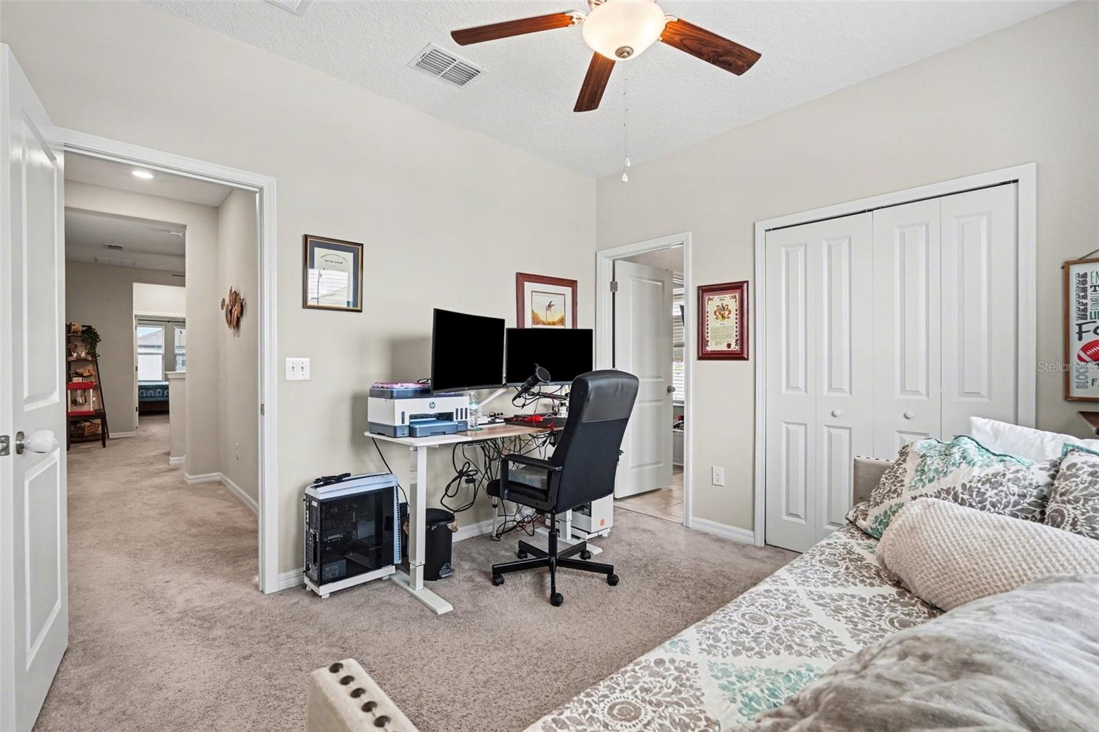 31962 BLUE PASSING LOOP