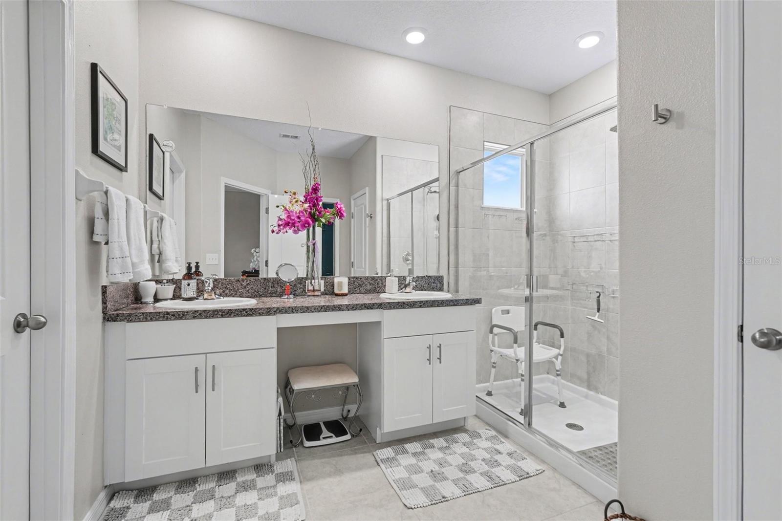 31962 BLUE PASSING LOOP