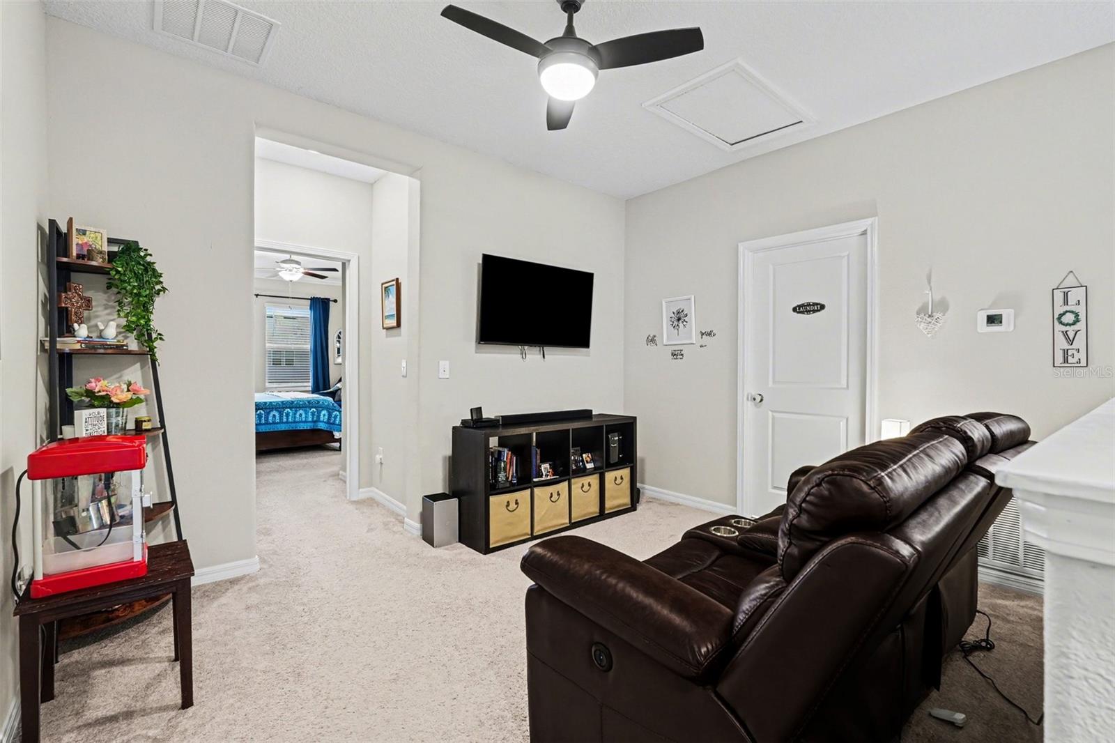 31962 BLUE PASSING LOOP