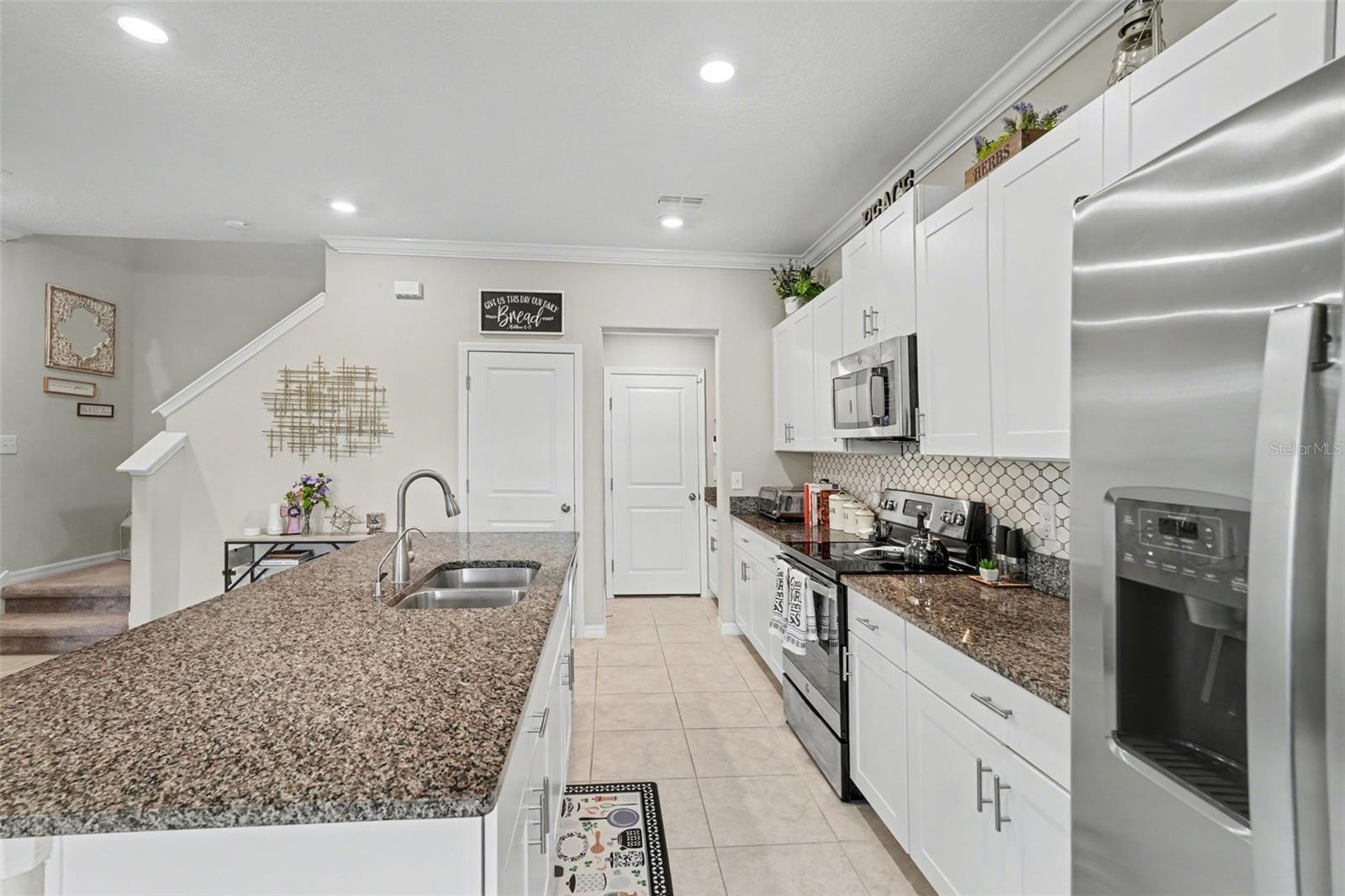 31962 BLUE PASSING LOOP