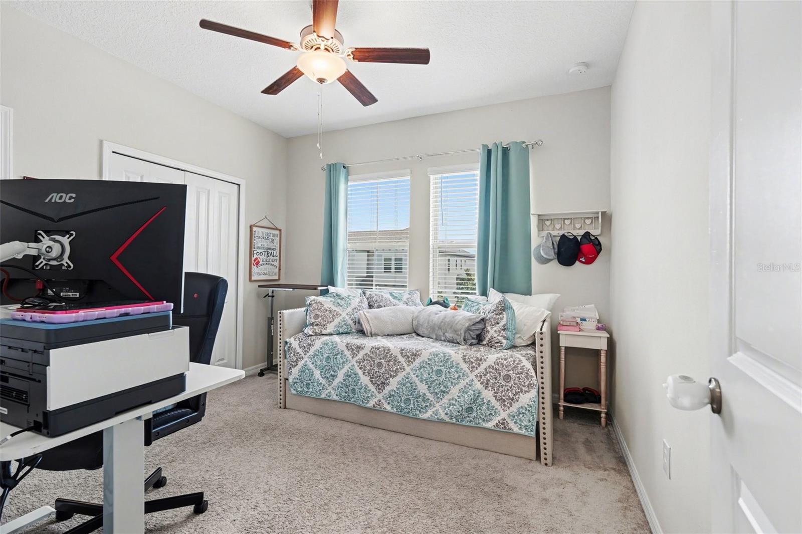 31962 BLUE PASSING LOOP