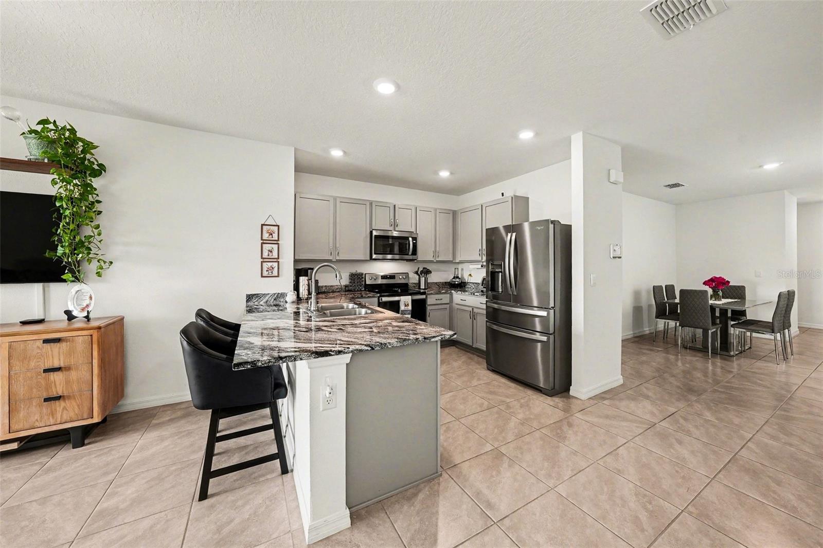 6298 WANDERING WILLOW DR