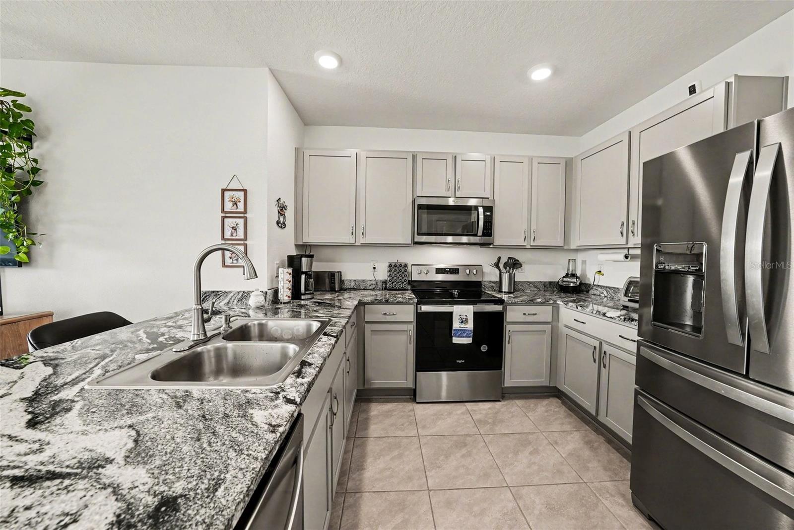 6298 WANDERING WILLOW DR