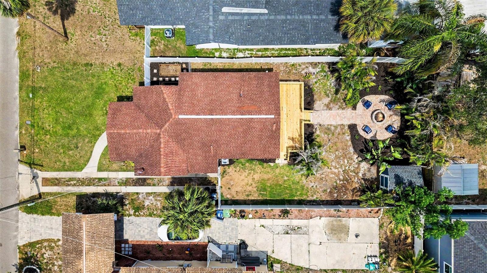 204 W JEAN ST