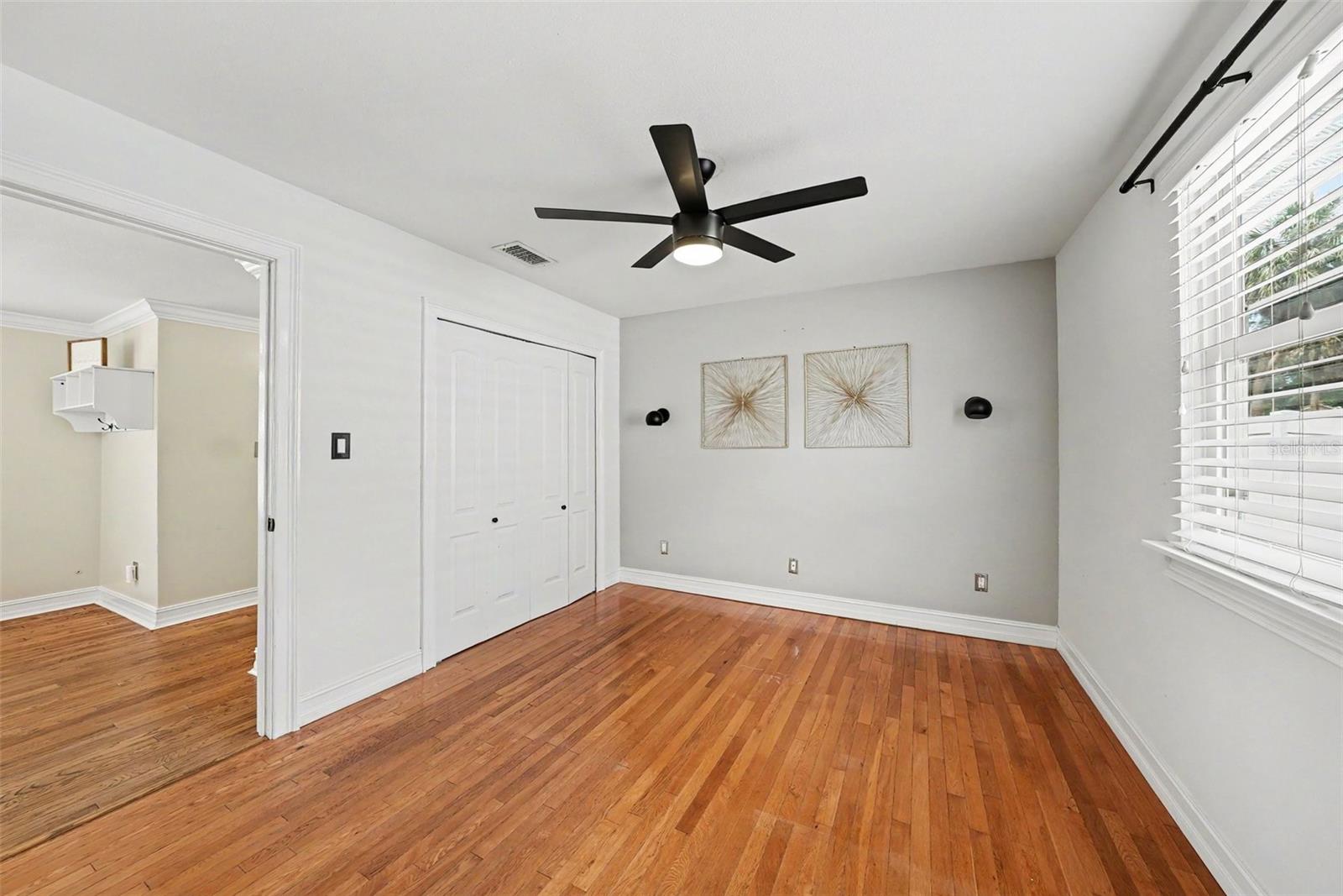 204 W JEAN ST