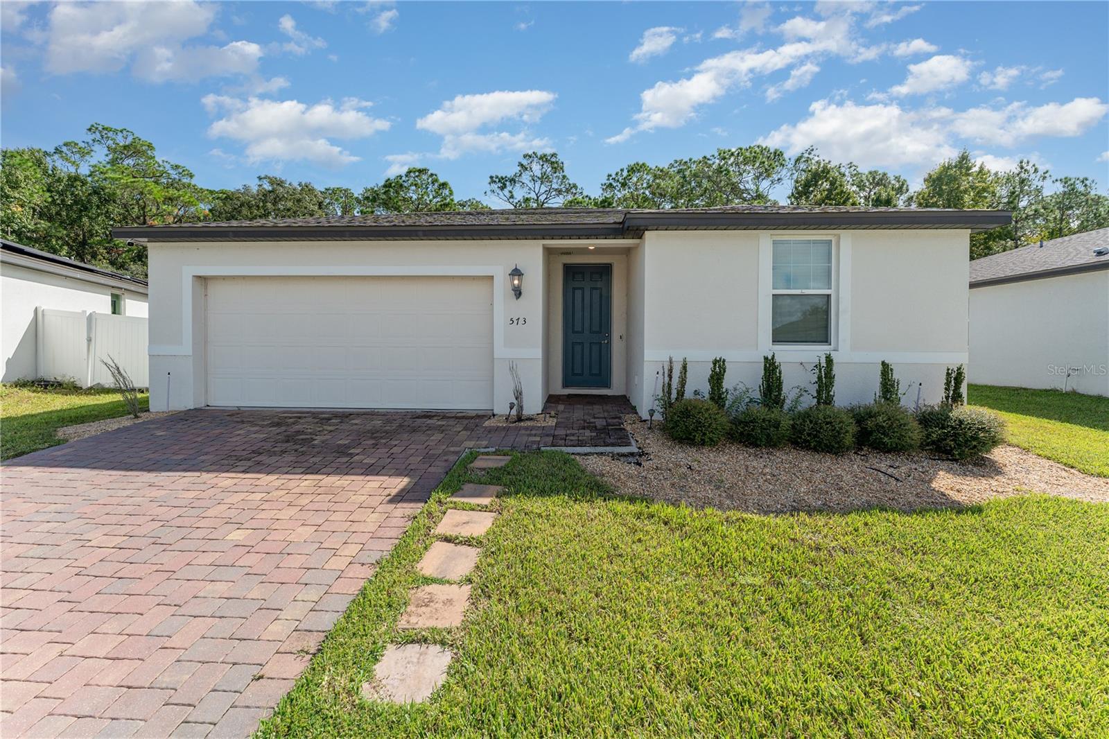573 VISTA VILLAGES BLVD