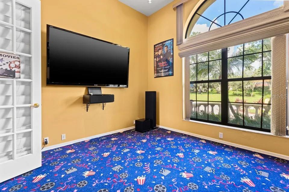 30324 LAURELWOOD LN
