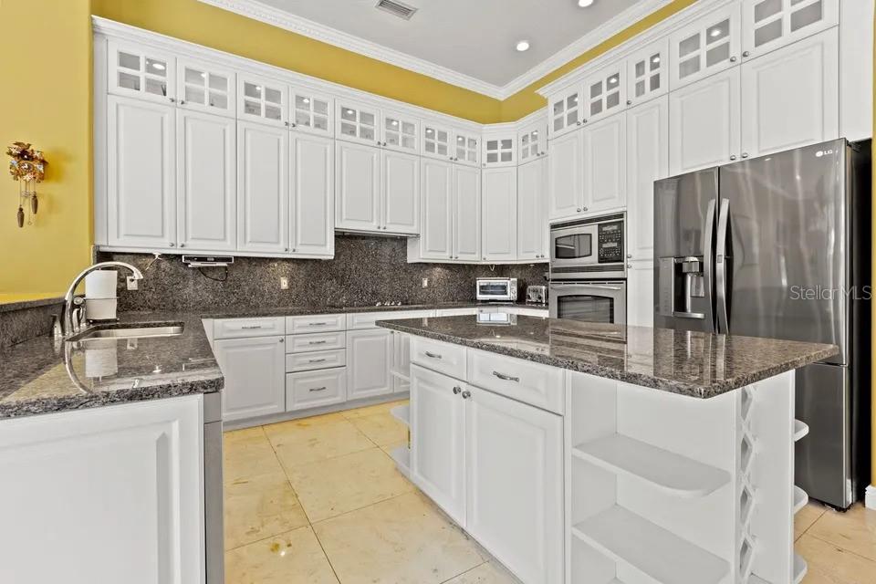 30324 LAURELWOOD LN
