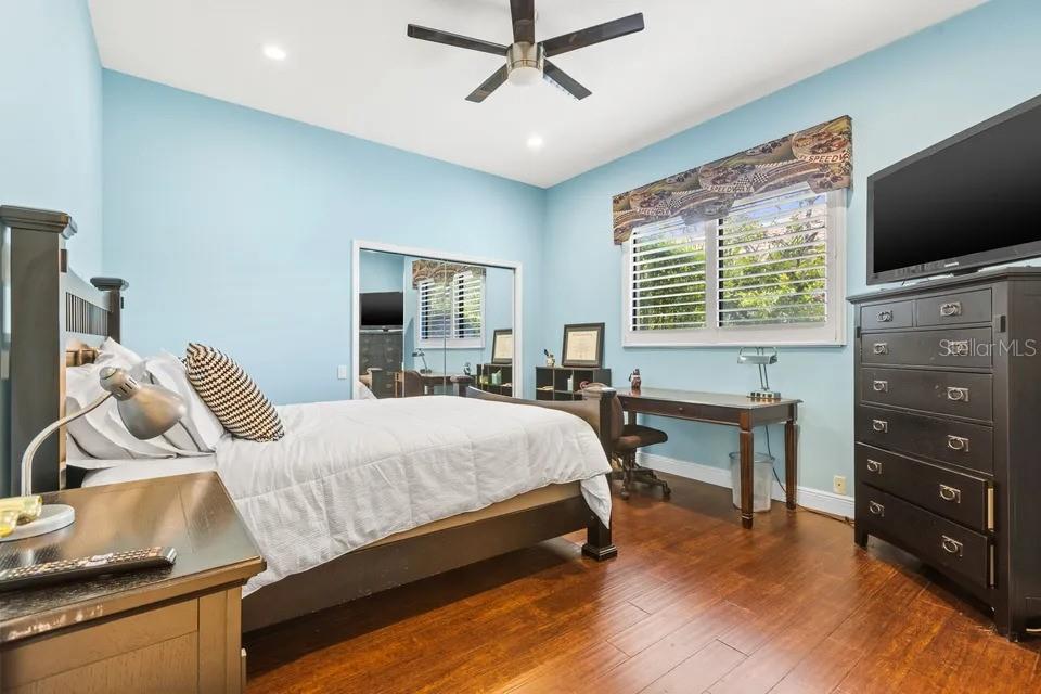 30324 LAURELWOOD LN