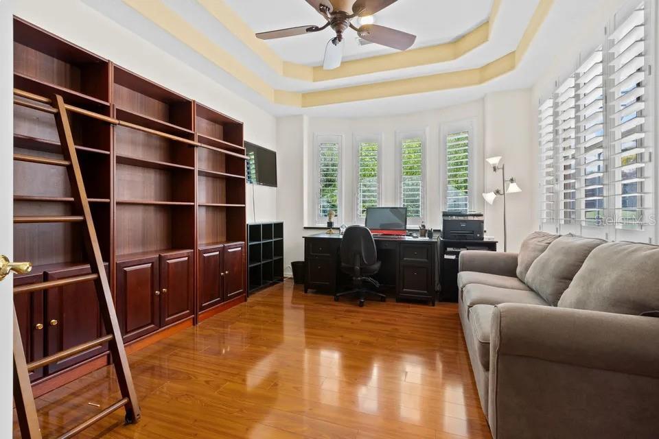 30324 LAURELWOOD LN
