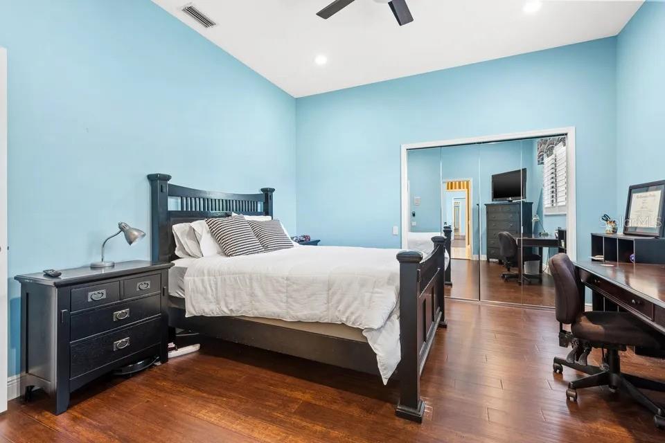 30324 LAURELWOOD LN